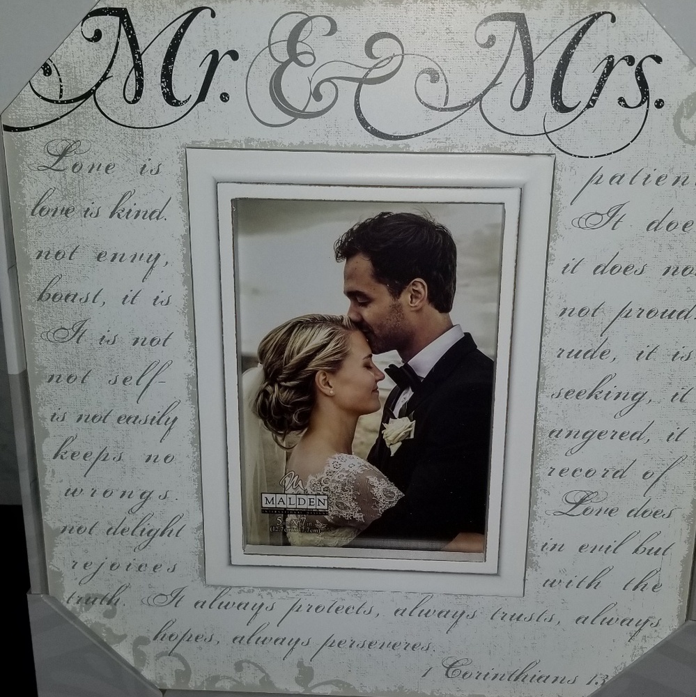 FRAME...MR &MRS ❤